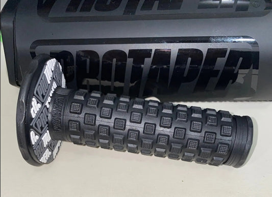 ProTaper Grips - Black/White - Surron