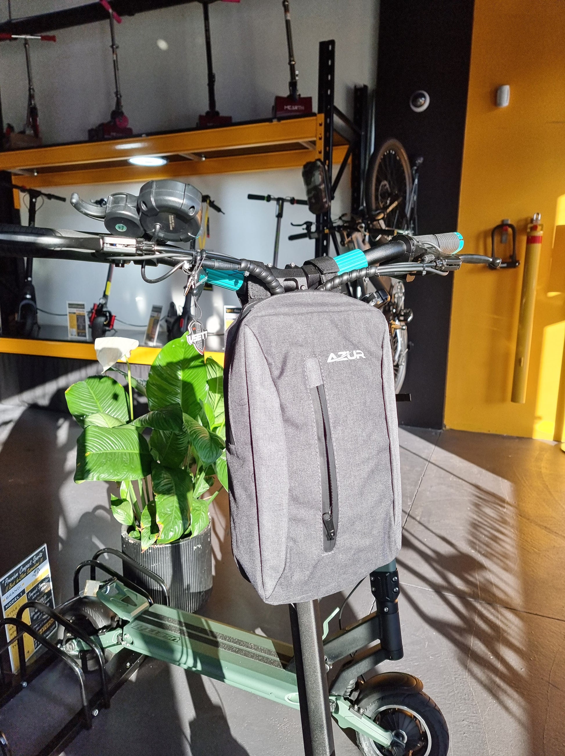 Bag for scooter ( Front bag ) AZUR